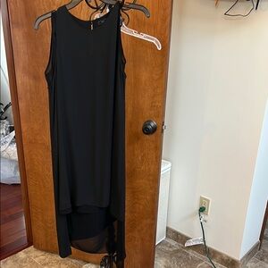 Elegant Black Sleeveless Dress